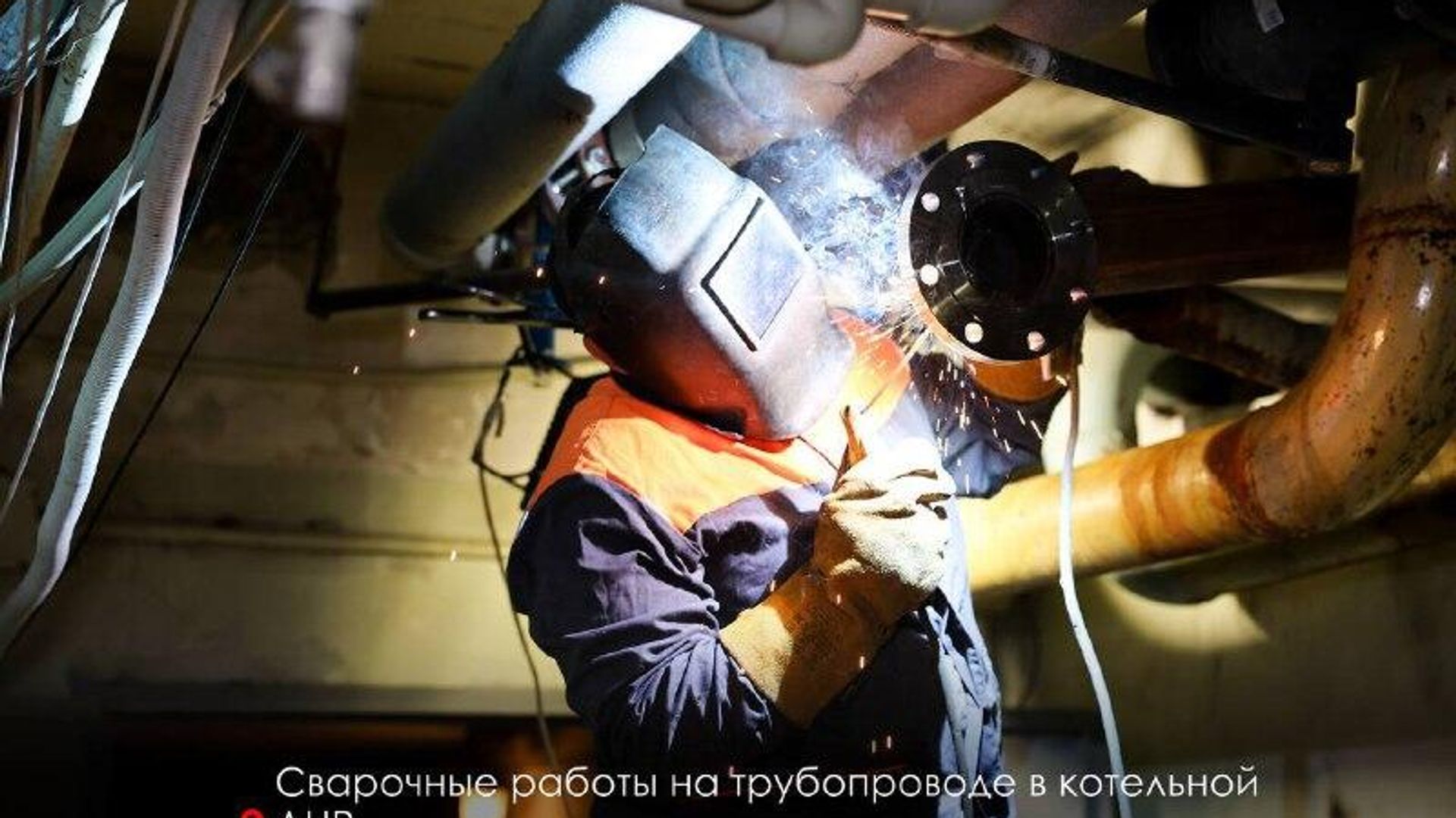 Восстановление инфраструктуры Донецка и Луганска продолжится в 2026 году, сообщил мэр Москвы Сергей Собянин - РИА Новости, 1920, 25.10.2025