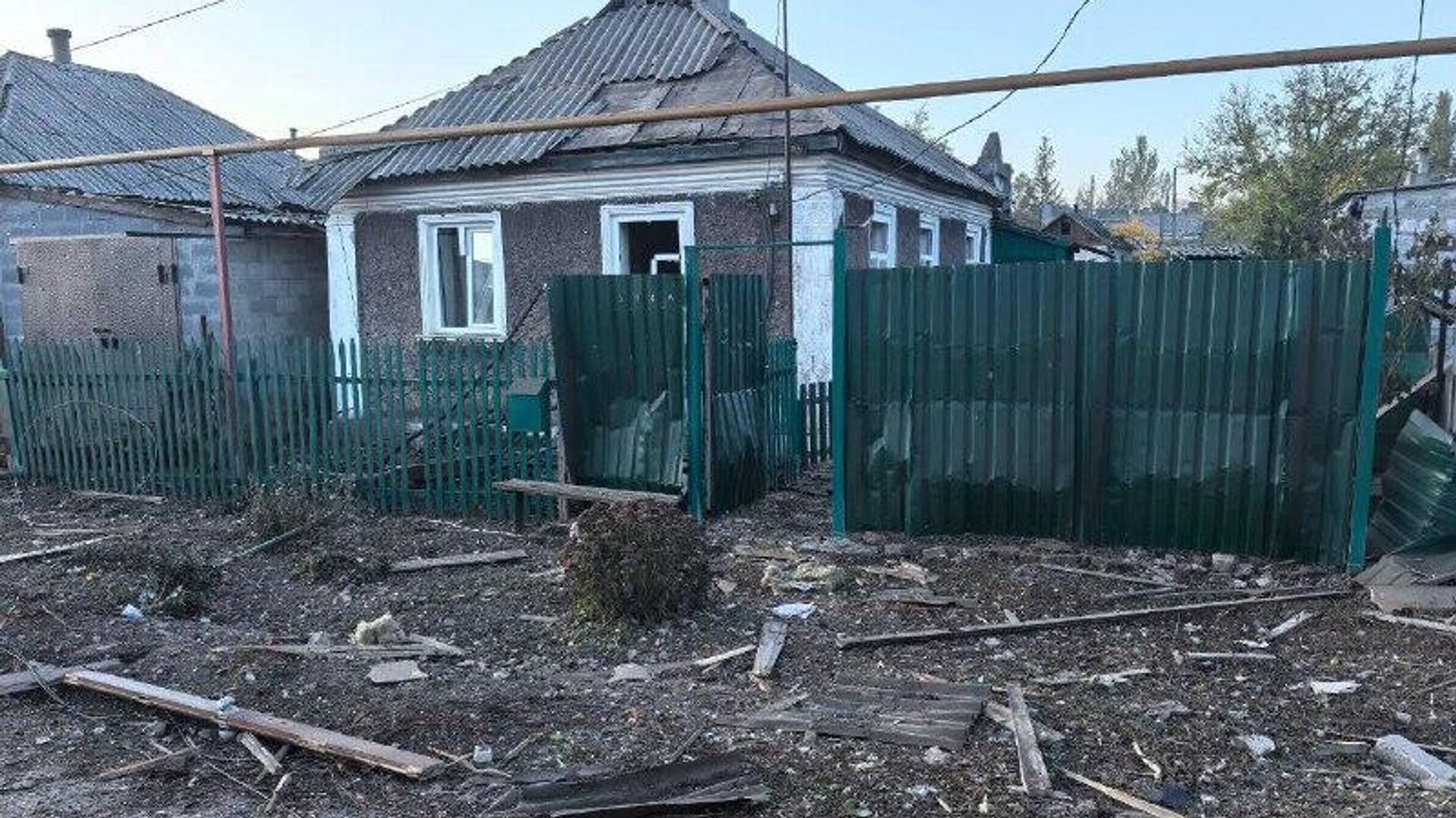 Нацисты ВСУ этой ночью атаковали Ясиноватую в ДНР Нацисты ВСУ этой ночью атаковали Ясиноватую в ДНР - РИА Новости, 1920, 26.10.2025