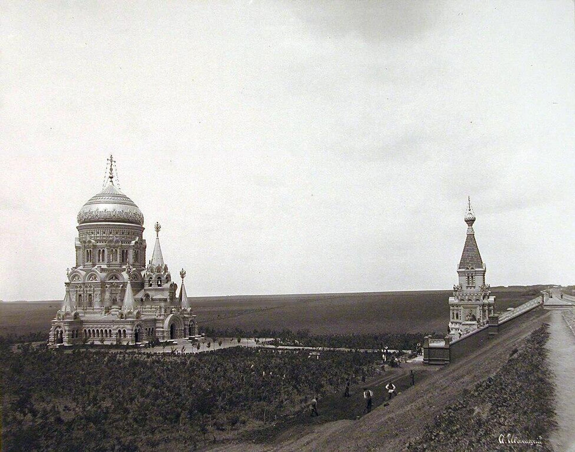 Храм Христа Спасителя в Борках - РИА Новости, 1920, 26.10.2025