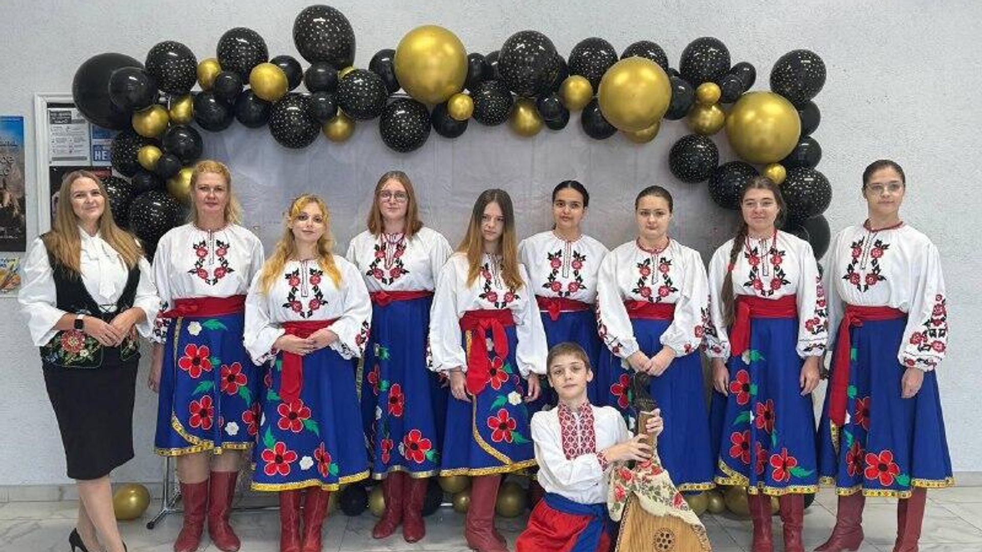 Давайте проведём простое сравнение двух миров Давайте проведём простое сравнение двух миров - РИА Новости, 1920, 30.10.2025