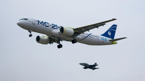 Второй импортозамещенный самолет МС-21 поднялся в воздух Второй импортозамещенный самолет МС-21 поднялся в воздух