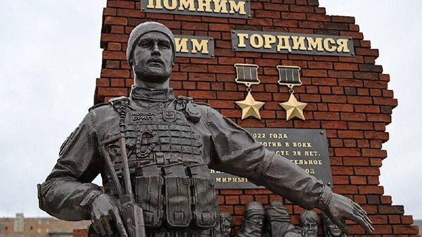 В Волновахе открыли памятник Герою России и Донецкой Народной Республики Владимиру Жоге