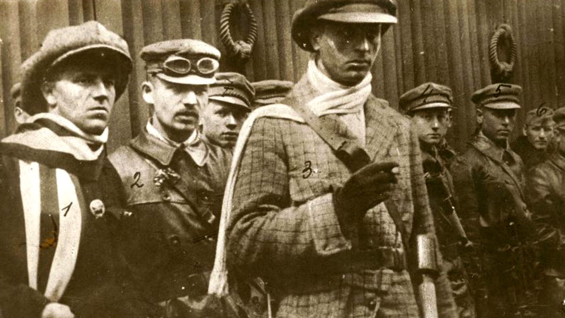   - РИА Новости, 1920, 07.11.2025