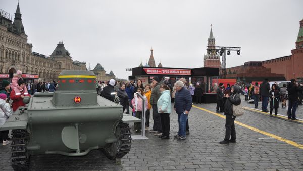 Выставка Город живых историй. Плавающий танк Т-37А из коллекции Музея техники Вадима Задорожного Выставка Город живых историй. Плавающий танк Т-37А из коллекции Музея техники Вадима Задорожного