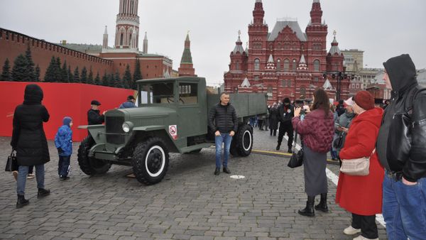 Выставка Город живых историй. Автомобиль ЗиС-5В из коллекции Музея техники Вадима Задорожного Выставка Город живых историй. Автомобиль ЗиС-5В из коллекции Музея техники Вадима Задорожного
