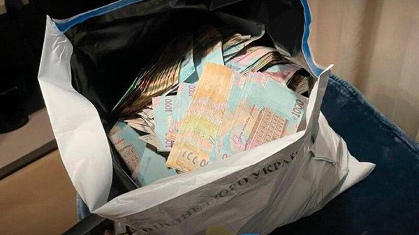 НАБУ подтверждает обыски по делу о масштабной коррупции в сфере энергетики