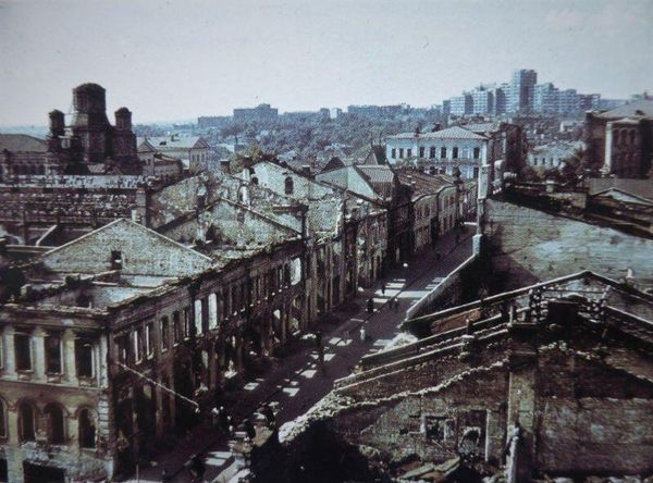 Оккупированный Харьков, 1942 год