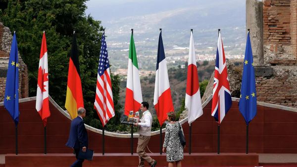 G7