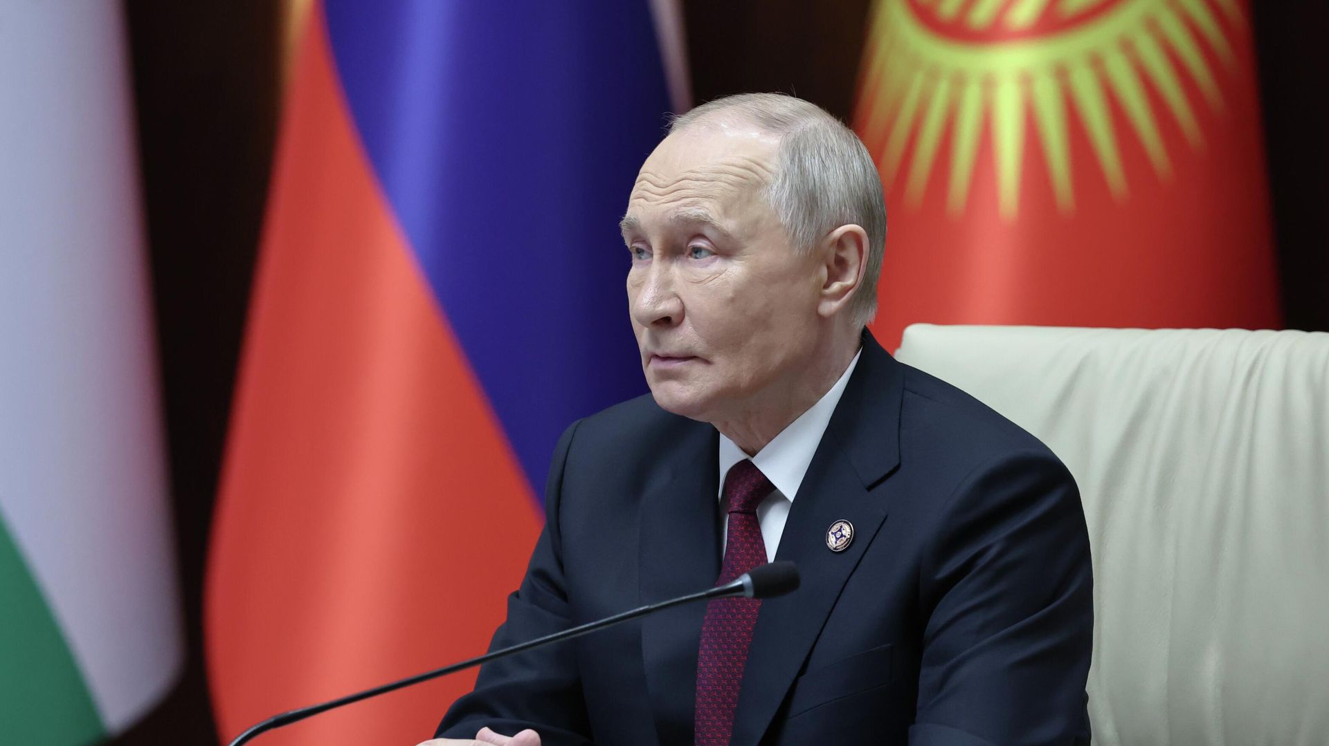 Сессия Совета коллективной безопасности ОДКБ в Бишкеке Сессия Совета коллективной безопасности ОДКБ в Бишкеке - РИА Новости, 1920, 27.11.2025