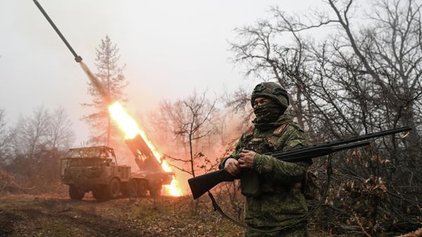 Боевая работа расчета РСЗО Ураган группировки войск Запад