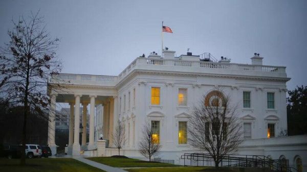 ‼ Трамп приостановил помощь Украине из-за коррупции — Белый дом