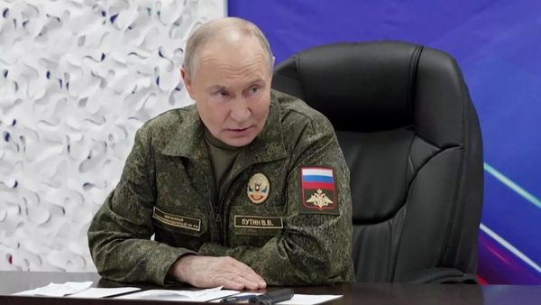 Президент России Владимир Путин Президент России Владимир Путин