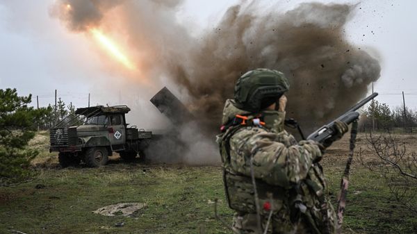 Боевая работа расчета РСЗО Град 83-го самоходного артполка на Краснолиманском направлении СВО Боевая работа расчета РСЗО Град 83-го самоходного артполка на Краснолиманском направлении СВО