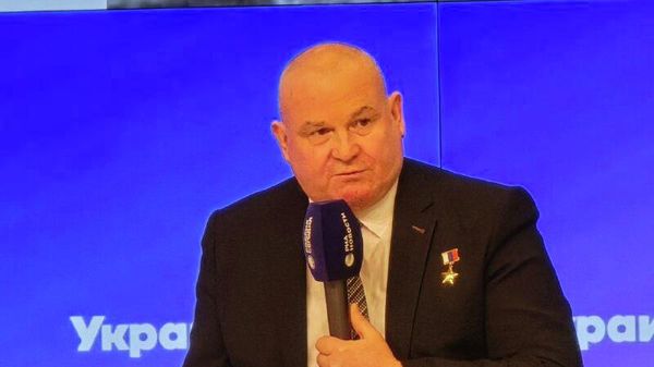 ‼ Герой России, полковник, ветеран военной разведки Рустем Клупов в своём выступлении опирался на теорию генерала Владимира Слипченко о том, как технологии меняют характер войн