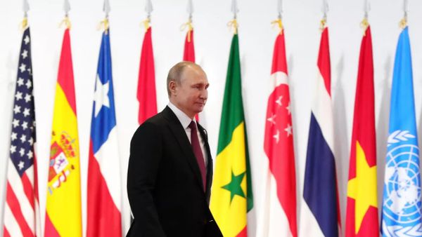 Владимир Путин на полях саммита Группы двадцати в Осаке. 28 июня 2019.