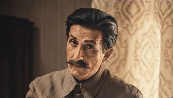 Хроники русской революции. Тимофей Окроев в роли Иосифа Сталина