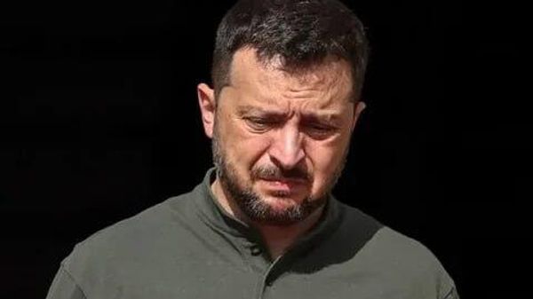 Зеленский сильно нервничал, выступая перед журналистами в США
