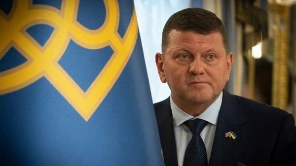 Залужный готовится покинуть пост посла в Великобритании 4-5 января и вернуться в Киев, — украинские СМИ Залужный готовится покинуть пост посла в Великобритании 4-5 января и вернуться в Киев, — украинские СМИ