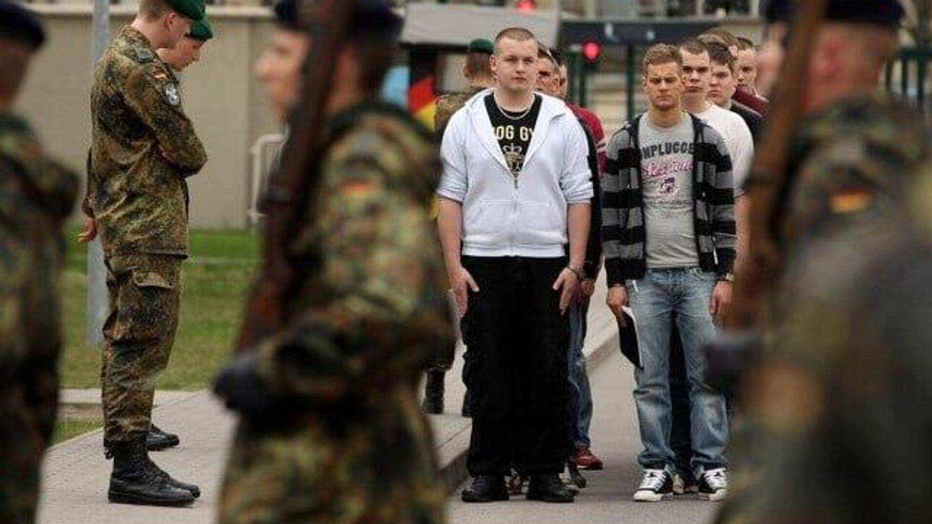 В Германии сегодня вступил в силу закон о реформе призыва в бундесвер - РИА Новости, 1920, 01.01.2026