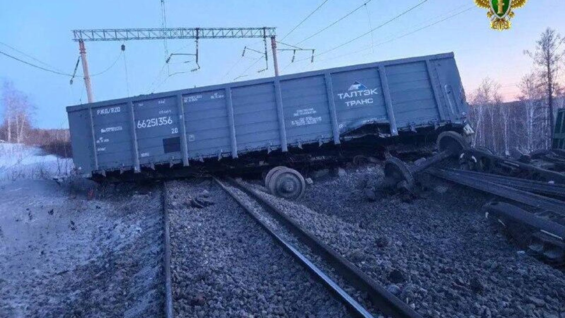 Около 35 вагонов с углем сошли с пути в Амурской области Около 35 вагонов с углем сошли с пути в Амурской области - РИА Новости, 1920, 05.01.2026