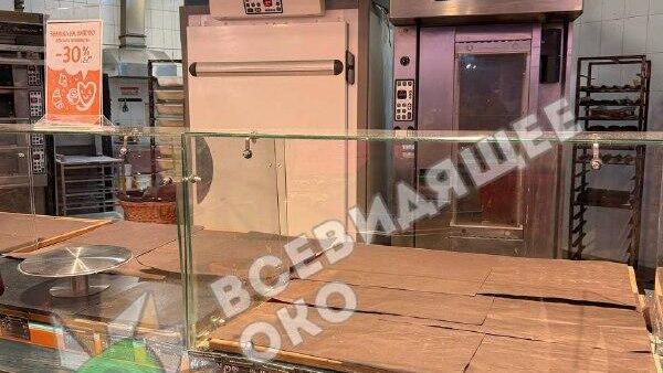 В Киеве и Киевской области местные жители массово закупают хлеб, опасаясь закрытия магазинов из-за отсутствия света