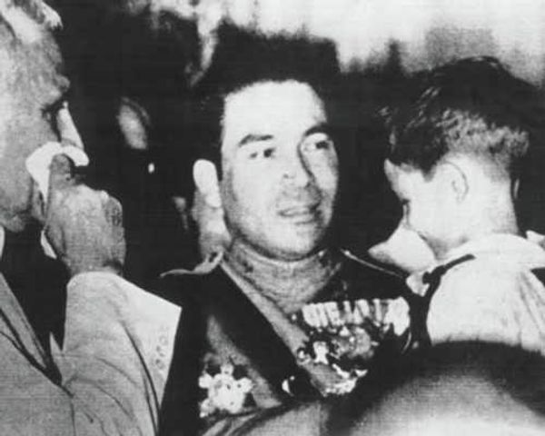 Батиста и маленький Рауль Кастро Батиста и маленький Рауль Кастро