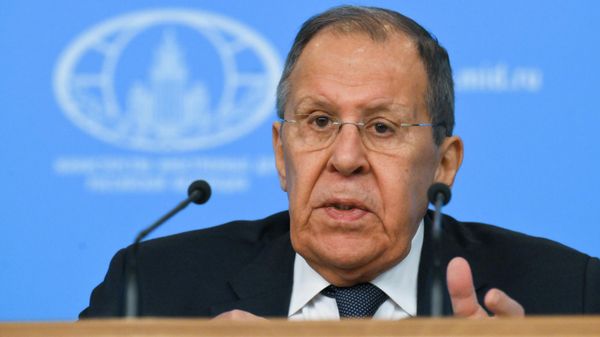 Пресс-конференция министра иностранных дел России Сергея Лаврова