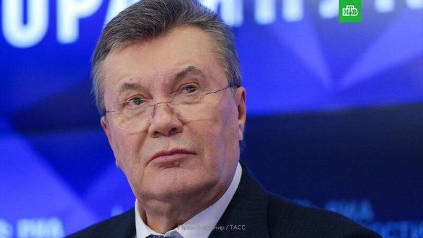 Суд на Украине заочно приговорил экс-президента Виктора Януковича к 15 годам лишения свободы по обвинению в захвате земли под Киевом