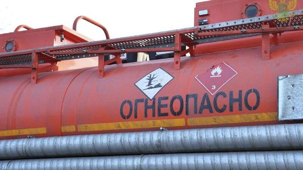 МЧС России доставлено дизельное топливо для работы генераторов, обеспечивающих электроэнергией домовладения местных жителей, пекарню и другие социальные объекты на освобождённой территории Харьковской области