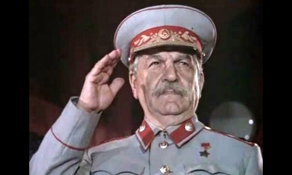 И чёрт с нами. Кадр из фильма И чёрт с нами. Кадр из фильма