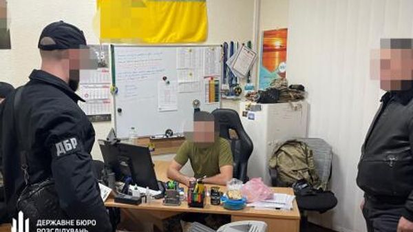 ГБР разоблачила пограничника, переправившего уклонистов в ЕС