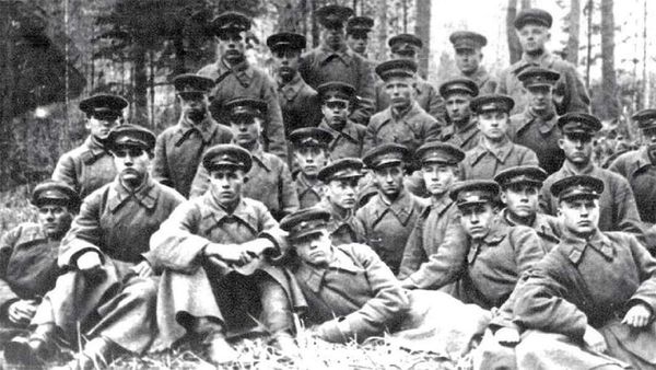 Выпускники Подольского артиллерийского училища, июнь 1941 года