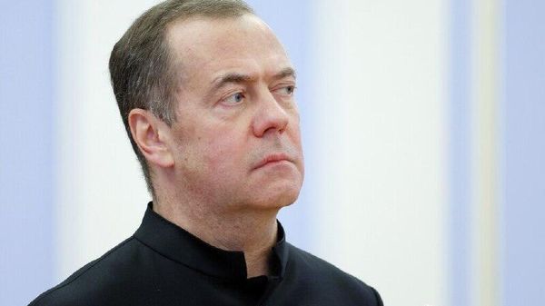 У НАТО поехала крыша, заявил Дмитрий Медведев: