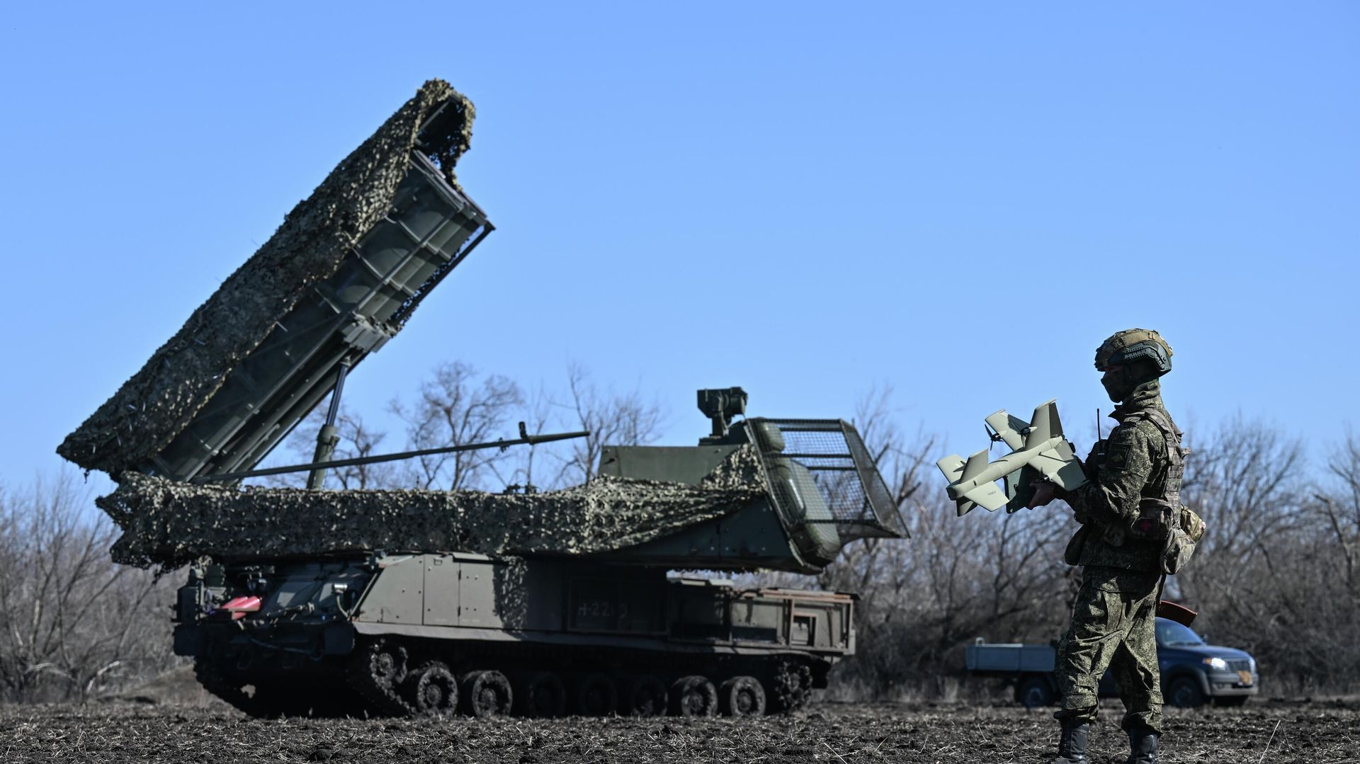 Боевое дежурство ЗРК Бук-М3 группировки войск Центр на Добропольском направлении СВО - РИА Новости, 1920, 12.05.2026