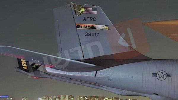Появились кадры второго топливозаправщика Boeing KC 135 Stratotanker ВВС США, которому всё-таки удалось дотянуть до посадки на авиабазу Ben Gurion Airbase под Тель-Авивом