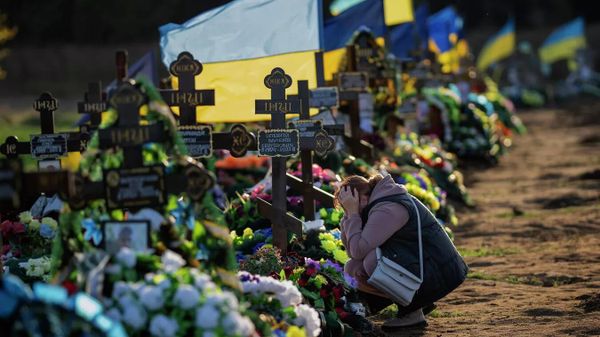 Могилы погибших украинских военных