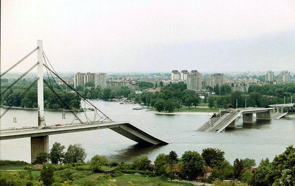 Бомбардировки Югославии, 1999 год Бомбардировки Югославии, 1999 год