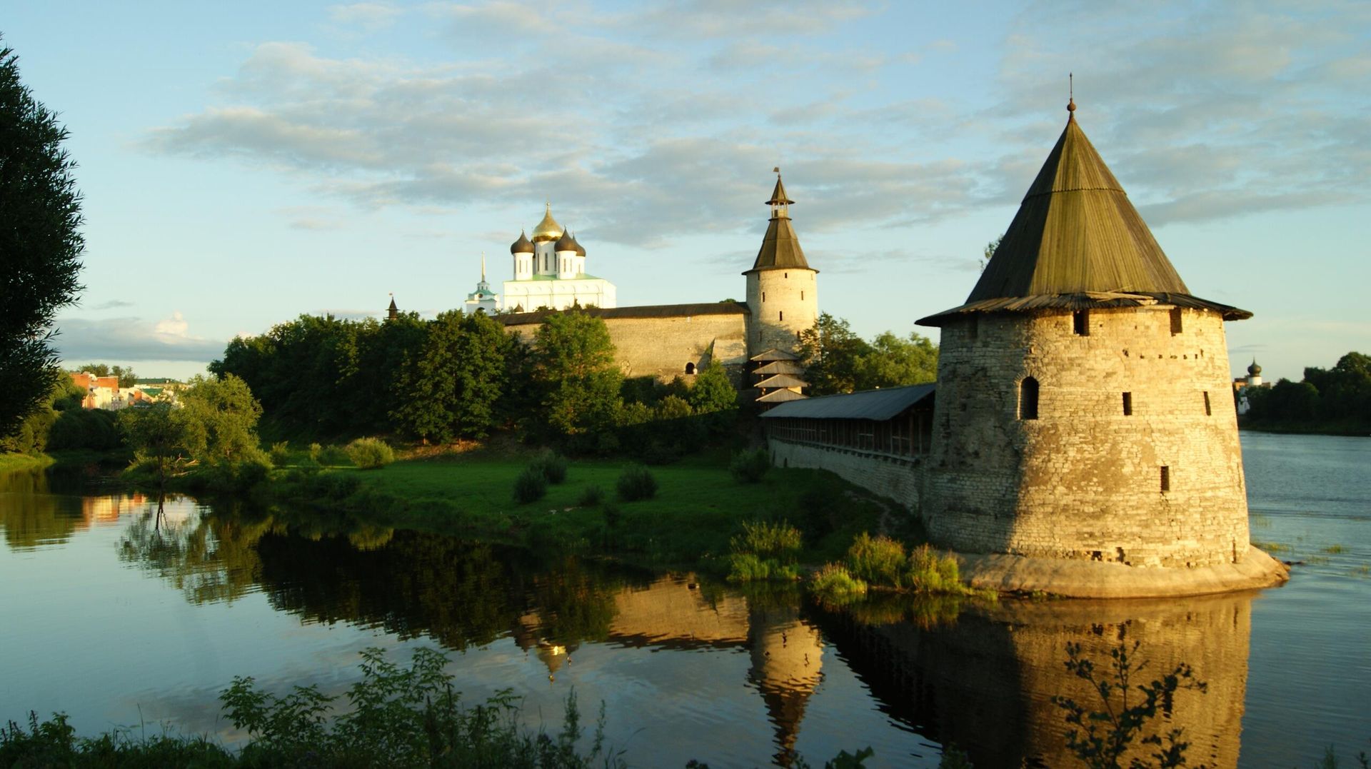 Псковский Кром (кремль) Псковский Кром (кремль) - РИА Новости, 1920, 16.04.2026