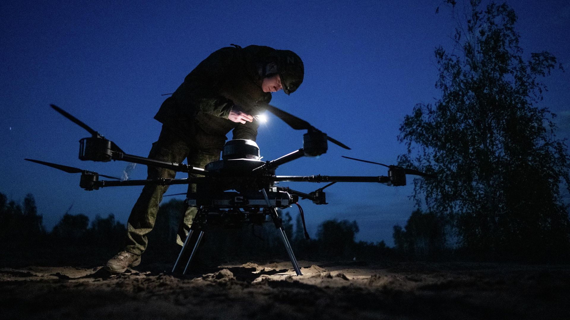 Боевая работа военнослужащих 59-ого танкового полка на Краснолиманском направлении - РИА Новости, 1920, 18.09.2026