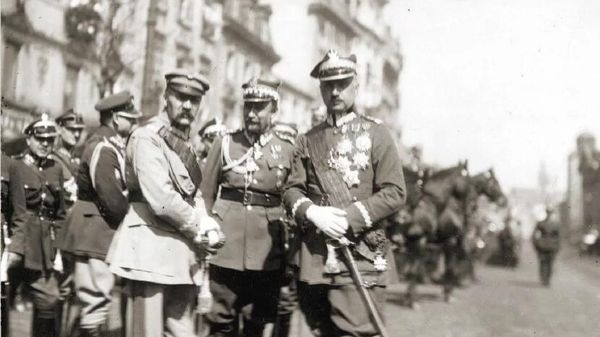 Юзеф Пилсудский, Тадеуш Розвадовский и Казимеж Соснковский, 1923 год