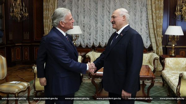 Александр Лукашенко 15 мая провел встречу с Франклином Грэмом - президентом и генеральным директором Евангелистской ассоциации Билли Грэма