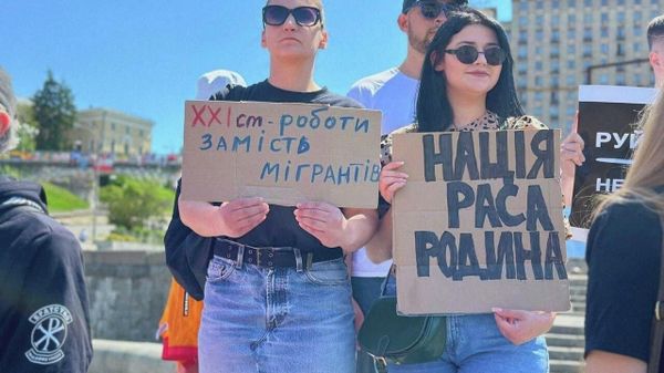 На Майдане начали разыгрывать антимигрантскую карту под выборы