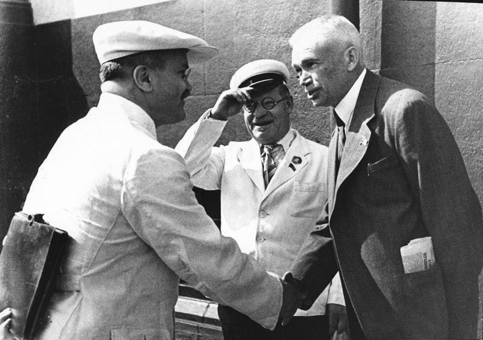 Депутаты Верховного Совета СССР Вячеслав Молотов, Николай Бурденко и Александр Богомолец, 1938 год - РИА Новости, 1920, 03.06.2026