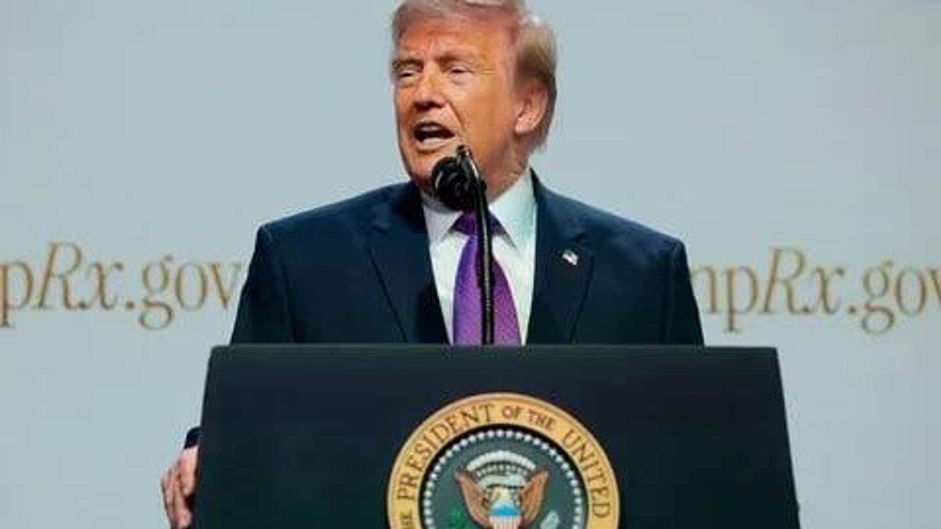 ‼ Дональд Трамп назвал выдвинутые обвинения экс-главе Кубы Раулю Кастро очень важным моментом - РИА Новости, 1920, 02.09.2026