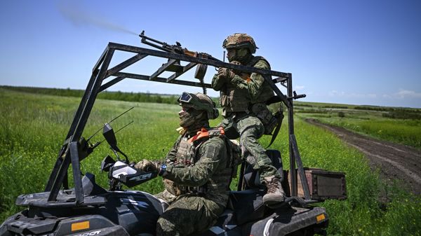 Военнослужащие 40-й бригады морской пехоты группировки войск Восток на направлении Гуляйполе в зоне СВО