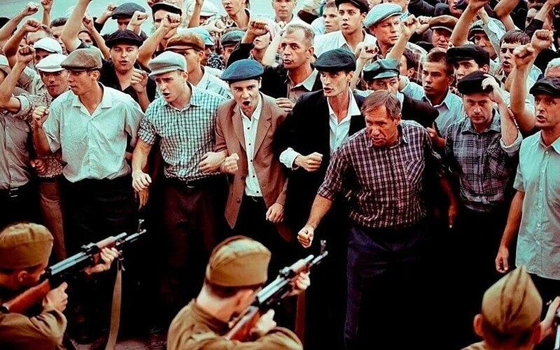 Дорогие товарищи! Кадр из фильма - РИА Новости, 1920, 26.05.2026