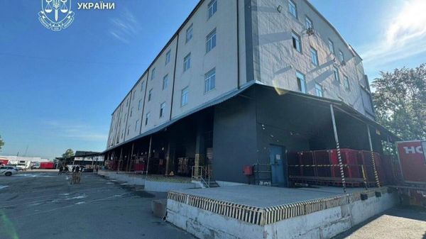 Подробности взрыва на почтовом терминале в Оболонском районе Киева 5 июня