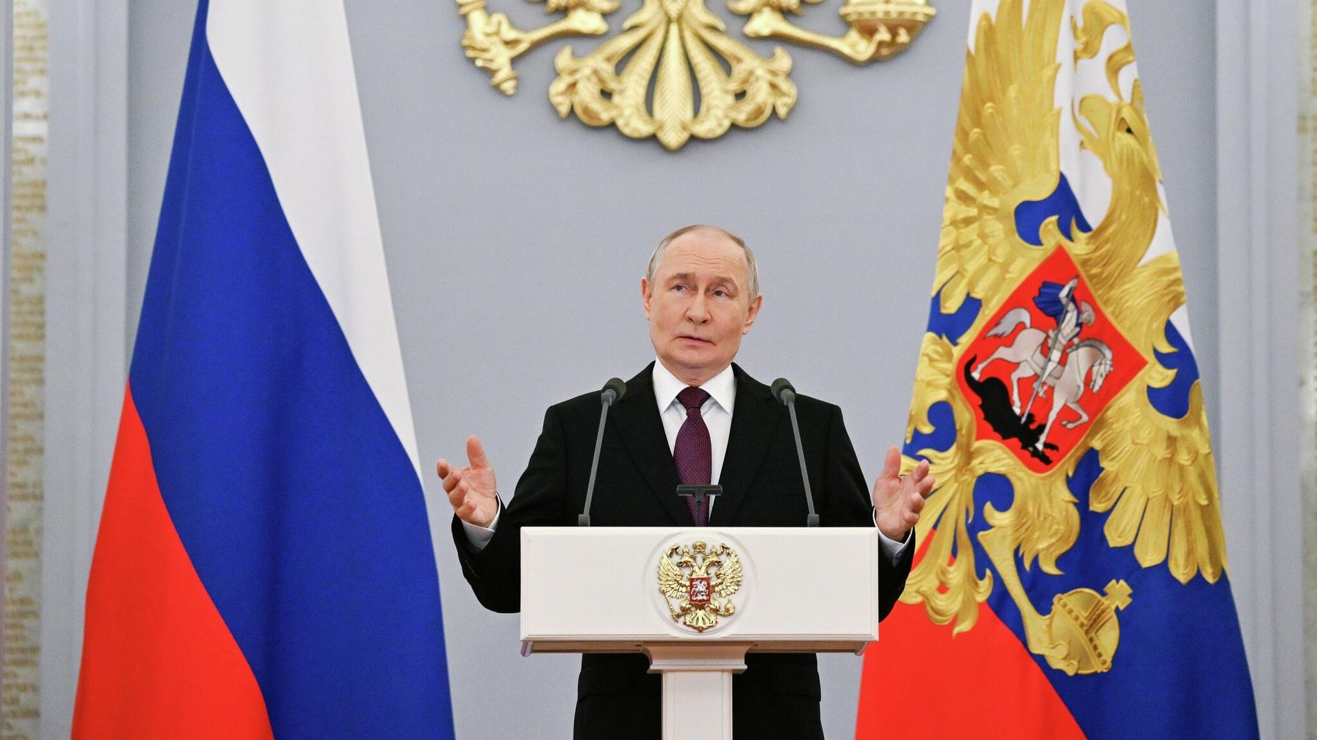 Встреча Владимира Путина с выпускниками вузов силовых ведомств - РИА Новости, 1920, 04.08.2026
