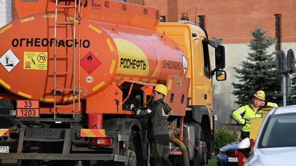 Поставка топлива на московские АЗС