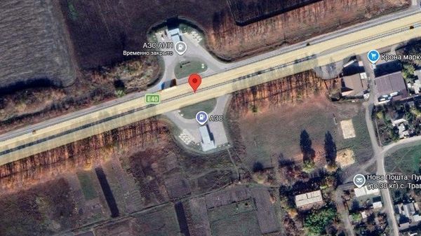 В Харьковской области под Старым Мерчиком Герани разнесли сразу две автозаправки